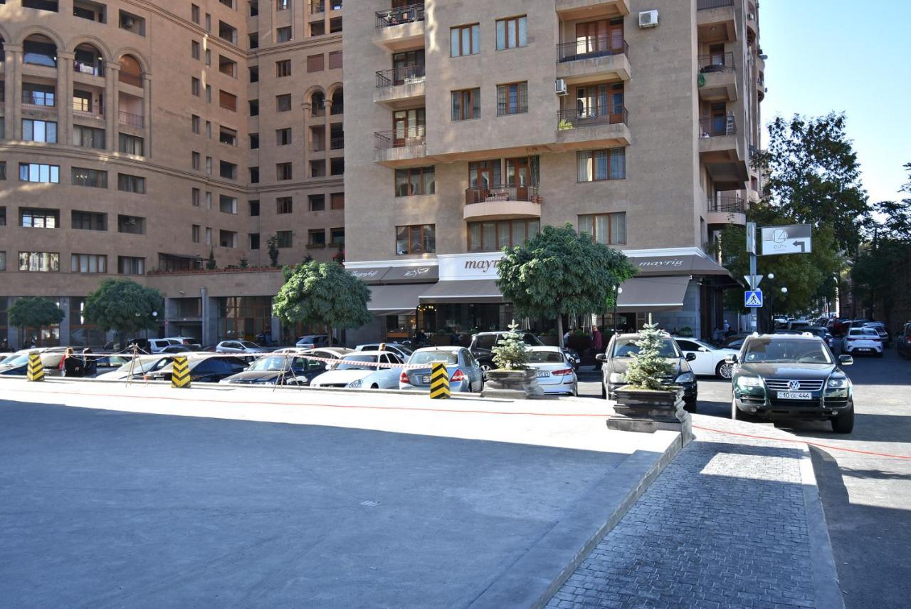 Yerevan4You Courtyard 外观 照片